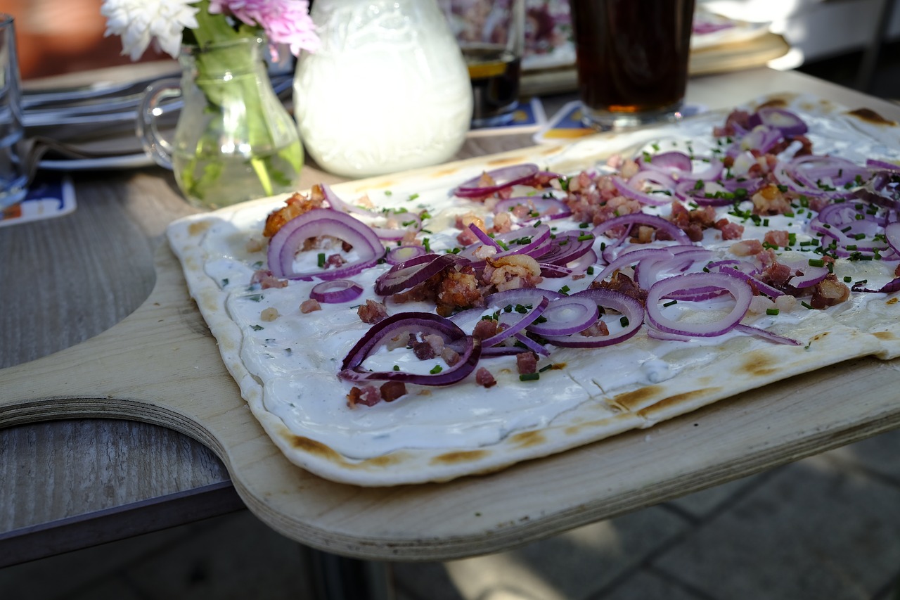 tarte flambée eat food free photo