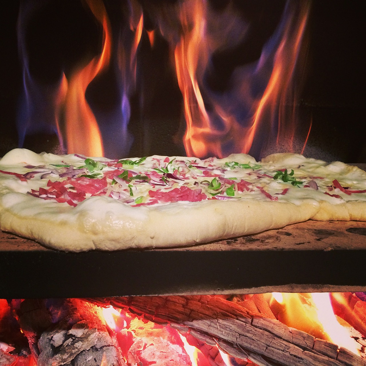 tarte flambée pizza wood burning stove free photo