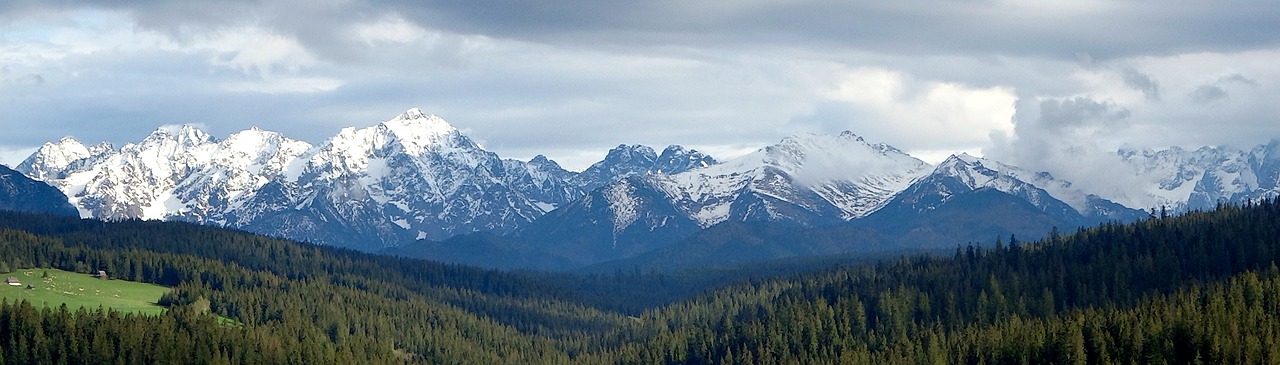 tatry mountains panorama free photo