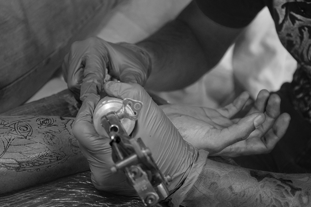 tattoo artist tattooing tattoo guatemala free photo