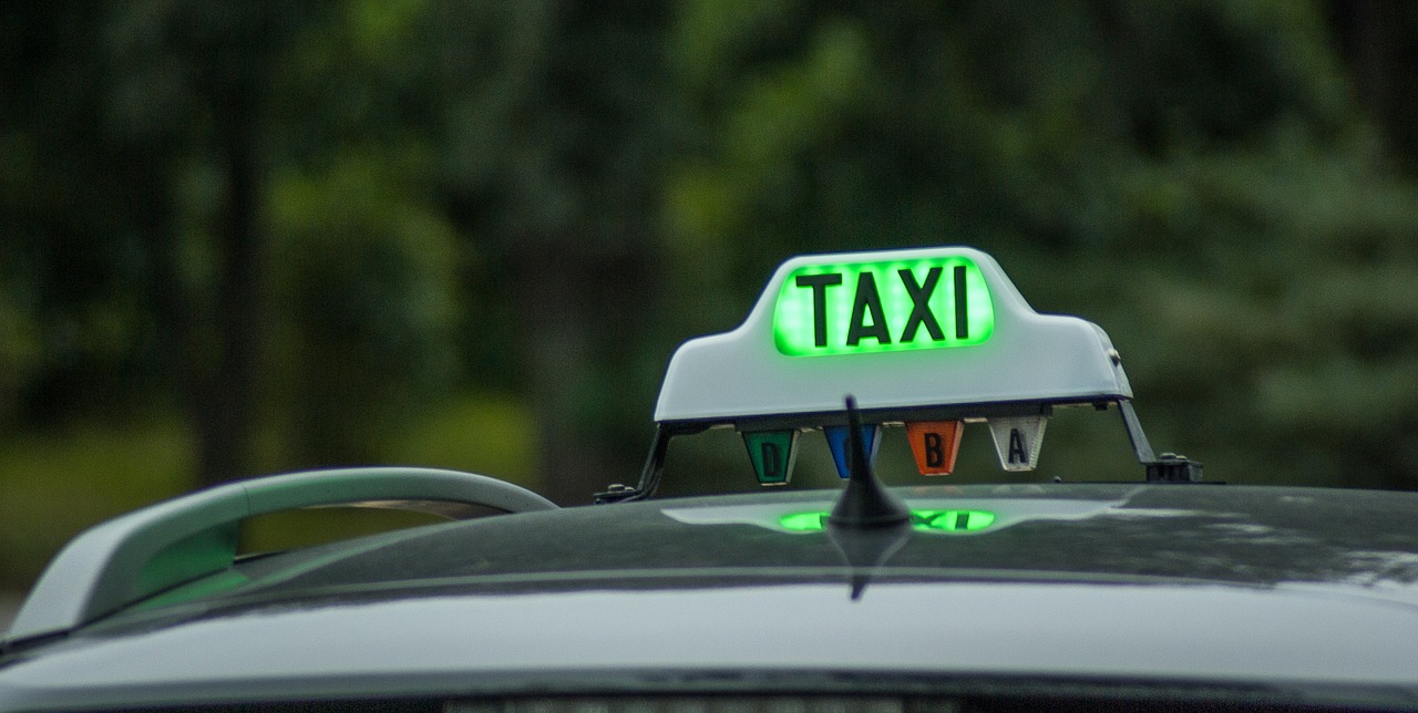 taxi transport teaches free photo