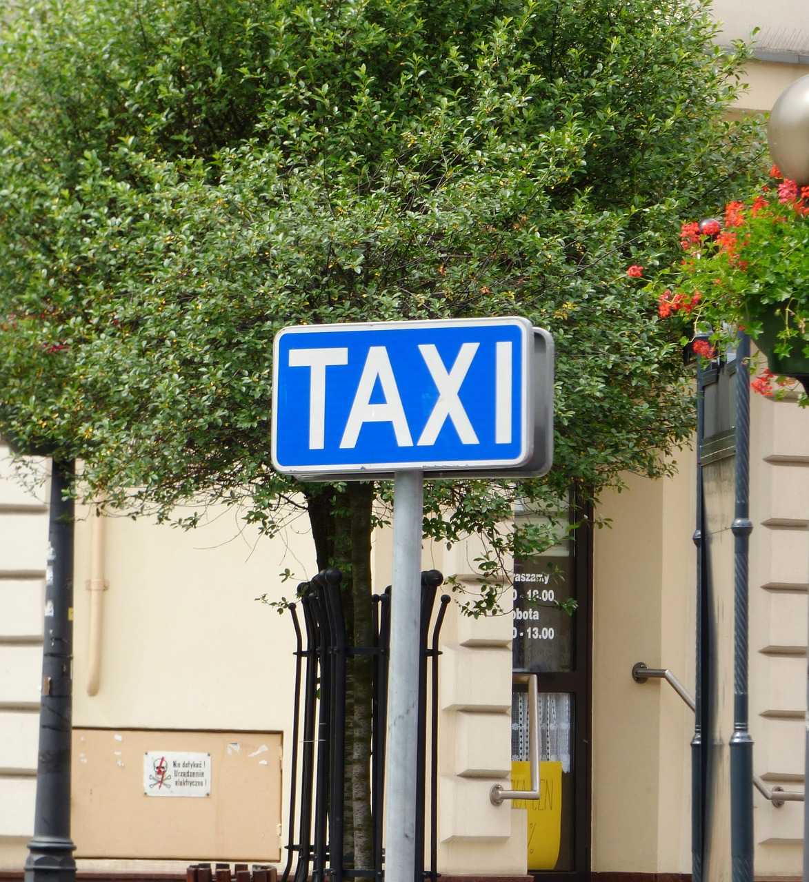 taxi information designation of the free photo