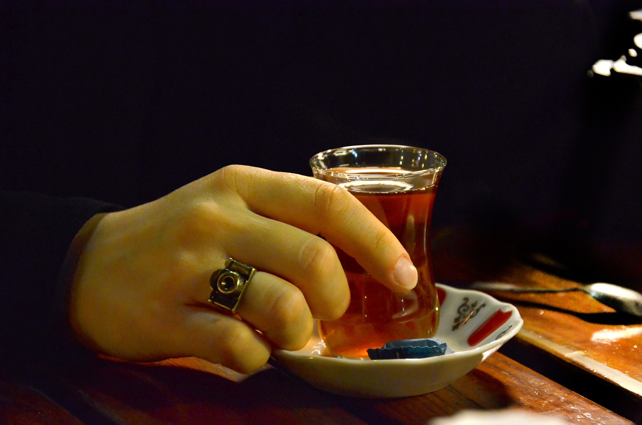 tea ring human free photo