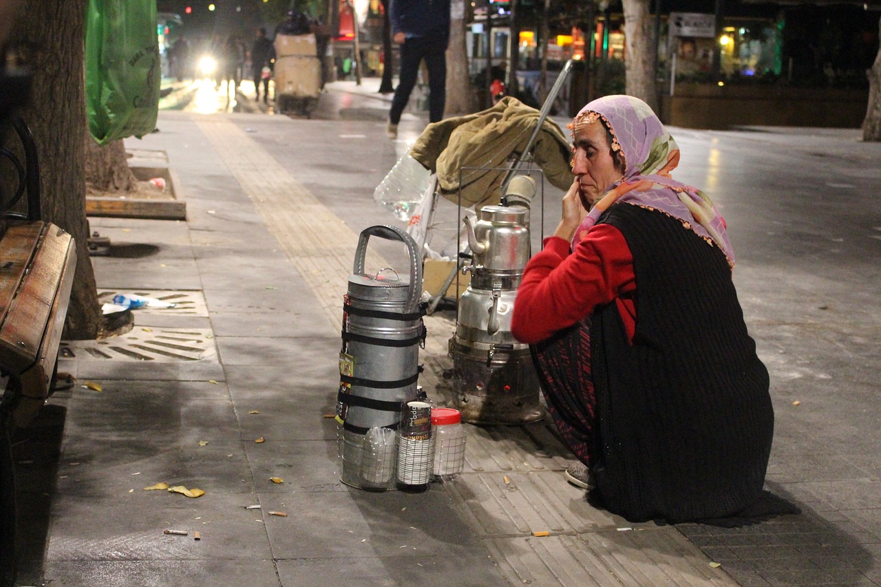 tea samovar street free photo