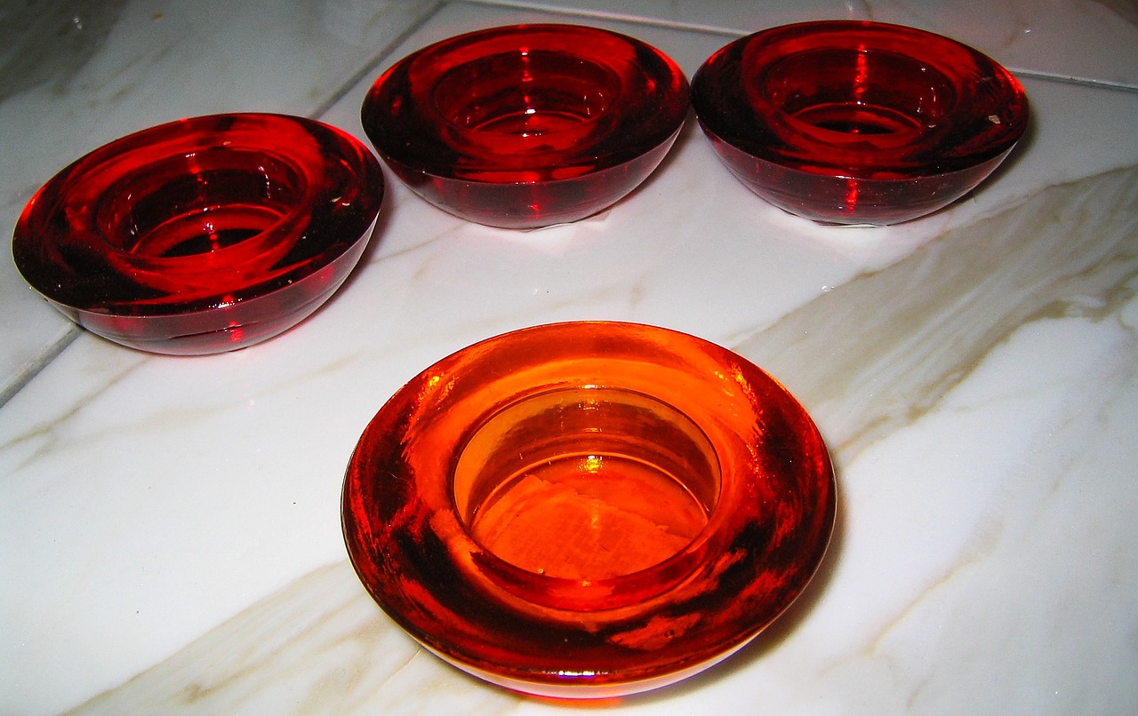 tea light holder glass red free photo