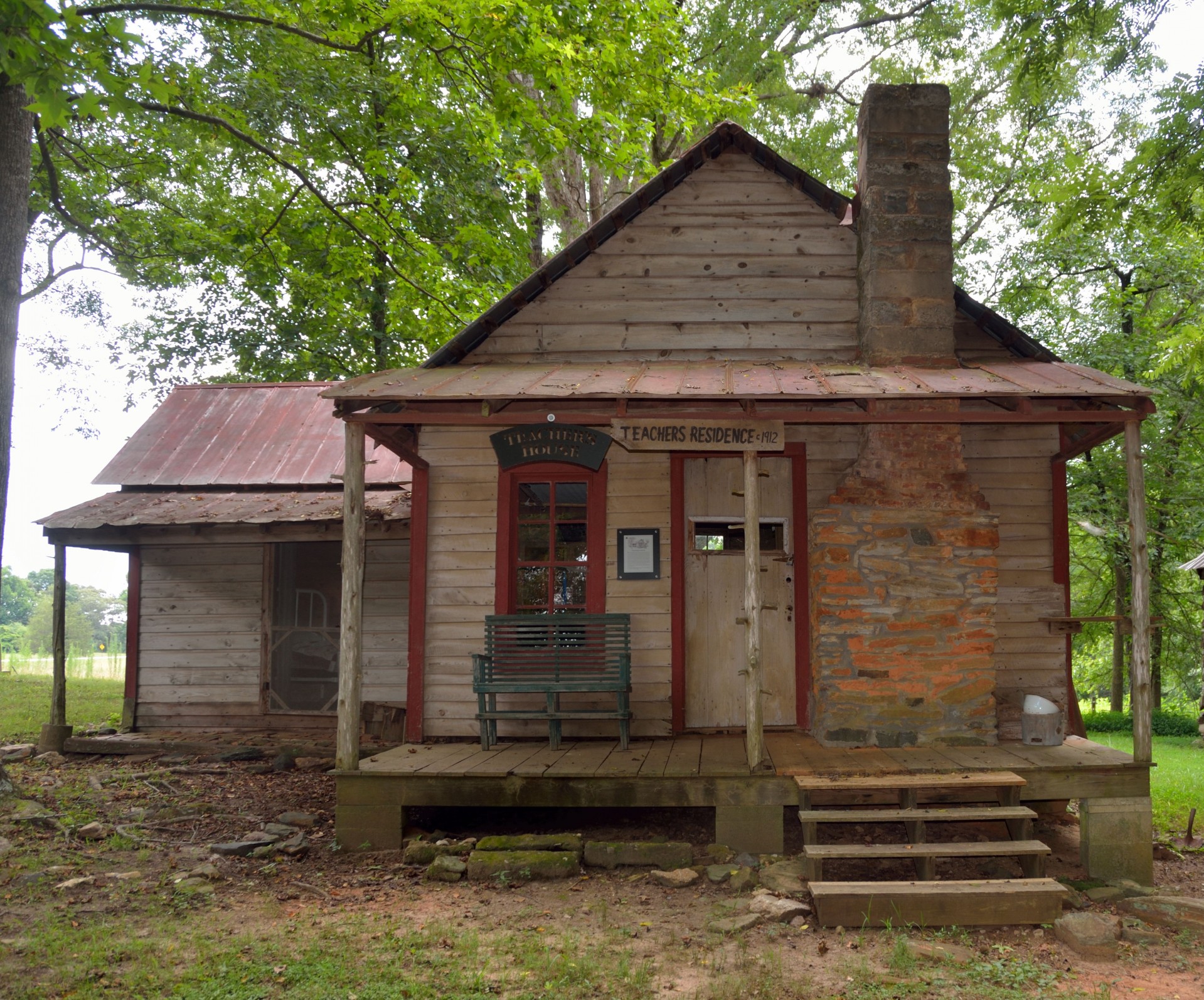 teacher's residence residence house free photo