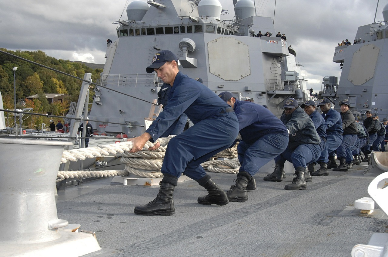 teamwork sailors military free photo