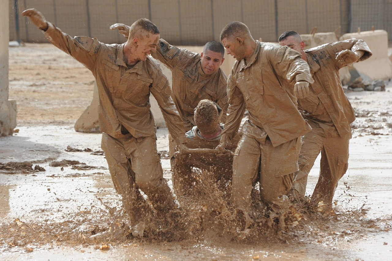 teamwork training exercise army military free photo