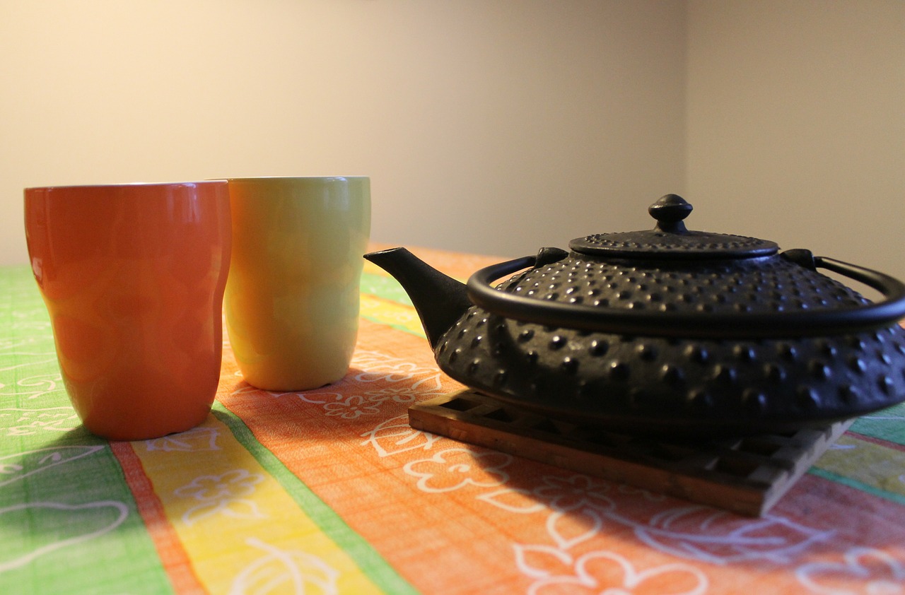 teapot mugs cast iron free photo