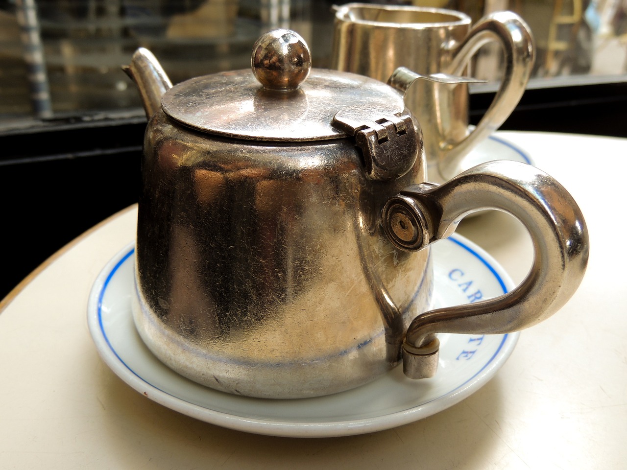 teapot  kitchen  retro free photo