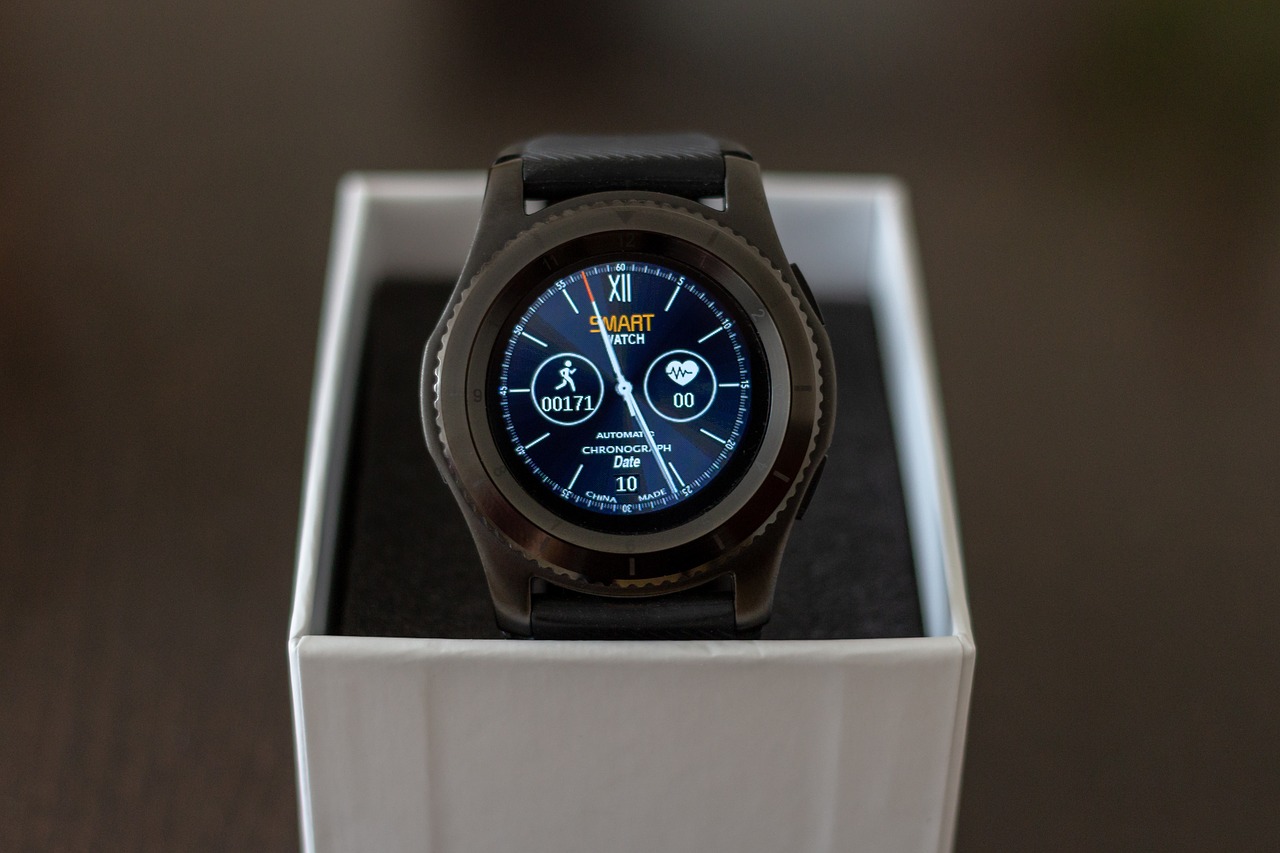 technology  smartwatch  wrist watch free photo