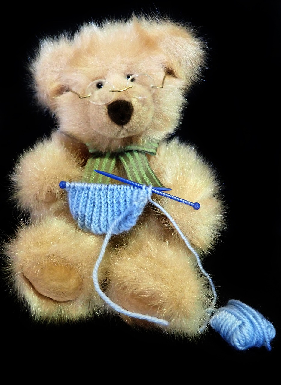 teddy  toy  knitting free photo