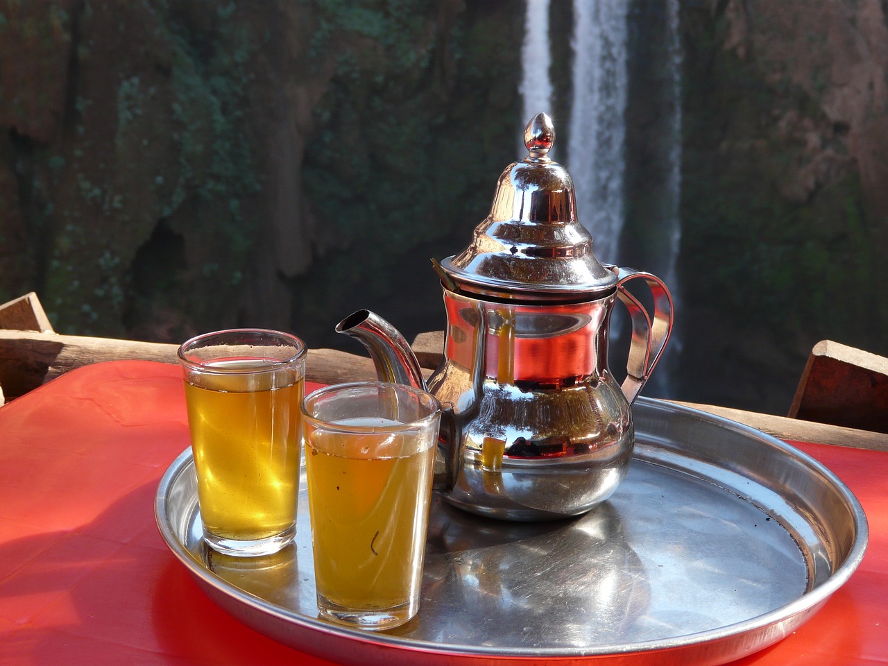 tee waterfall teapot free photo