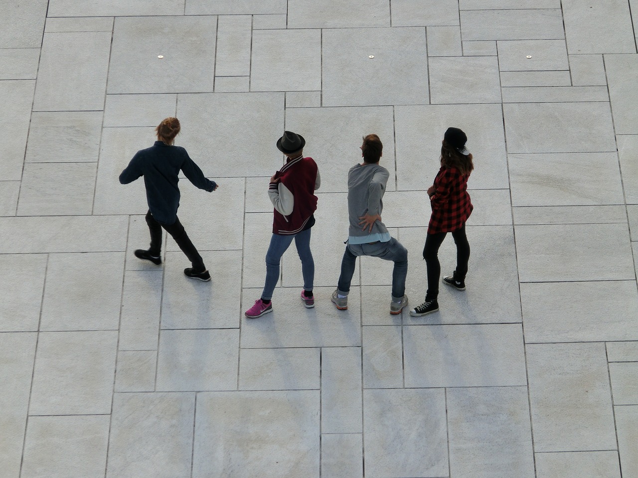 teen posing dance free photo