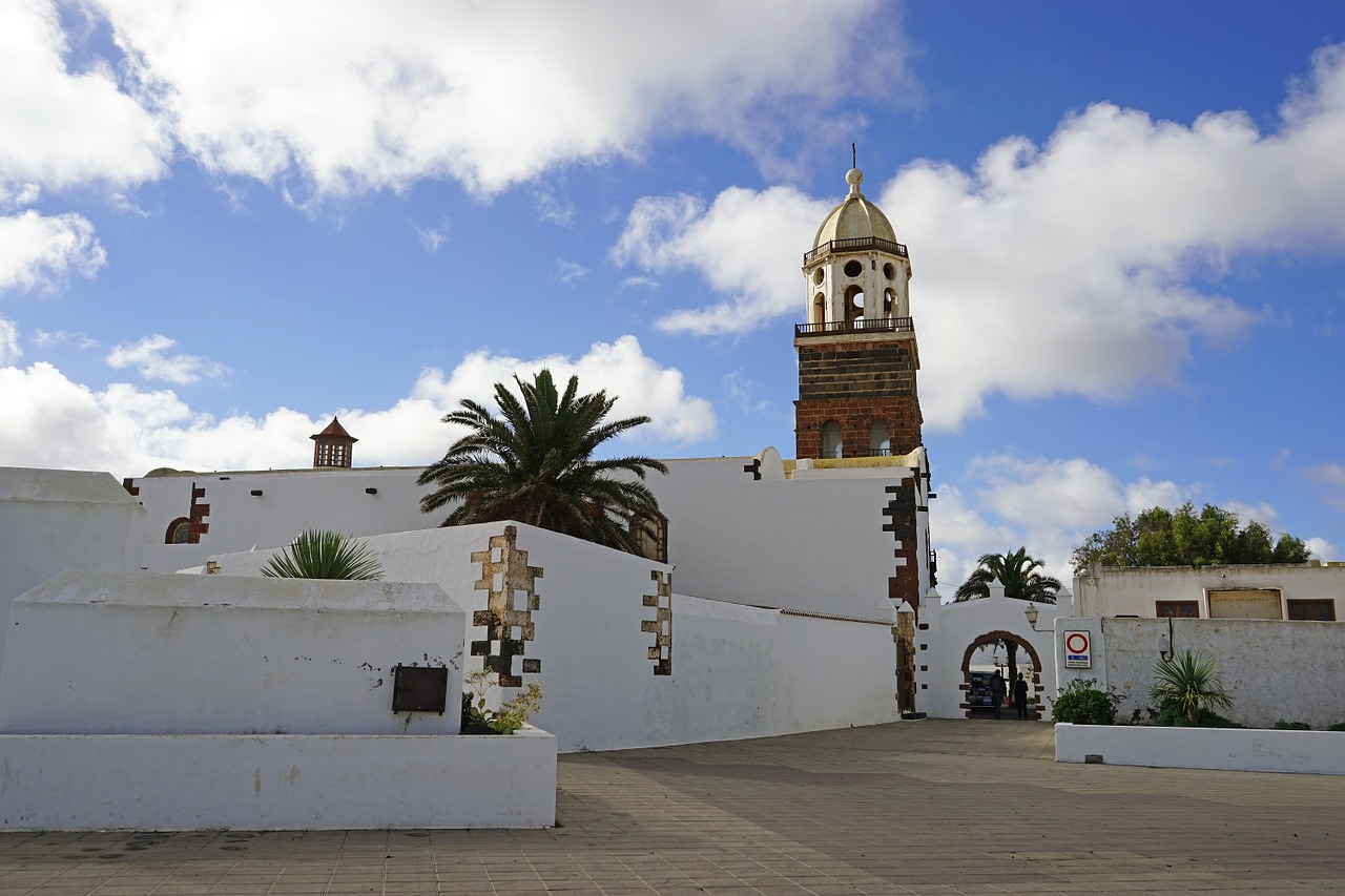 teguise church lanzarote free photo