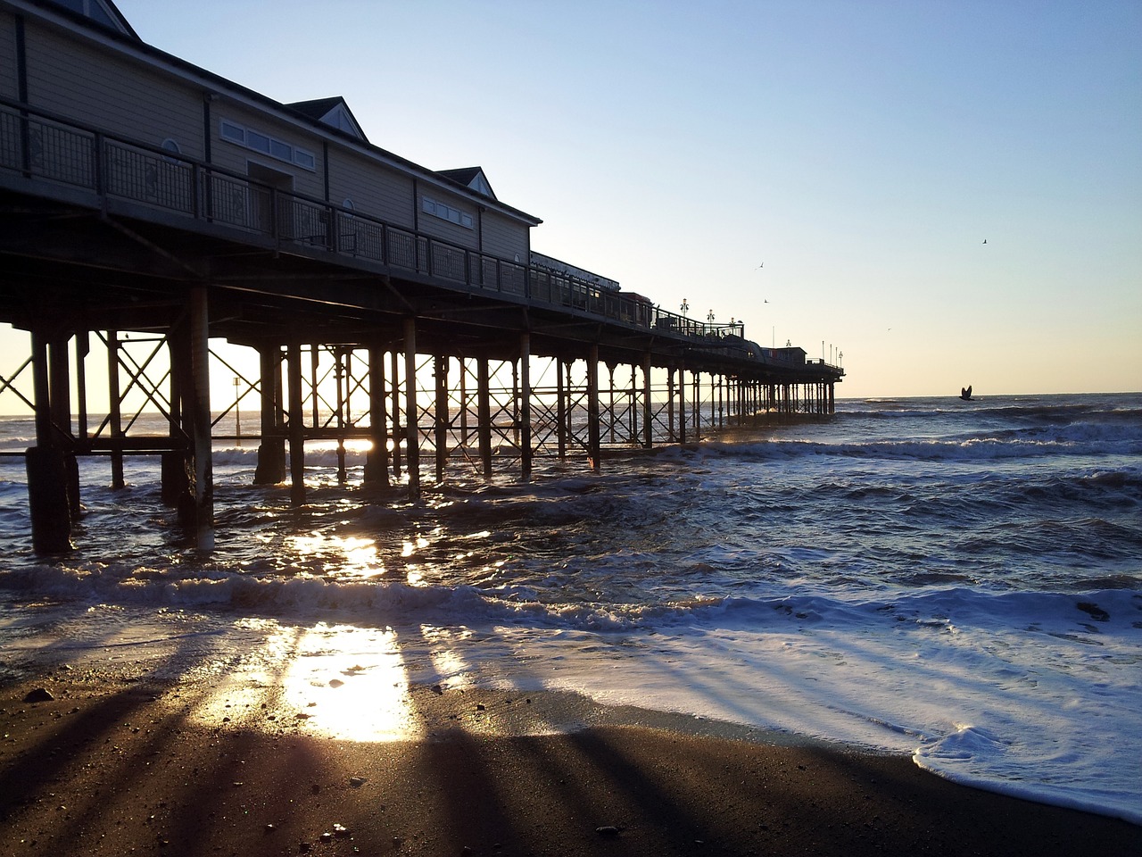 teignmouth pier beach free photo