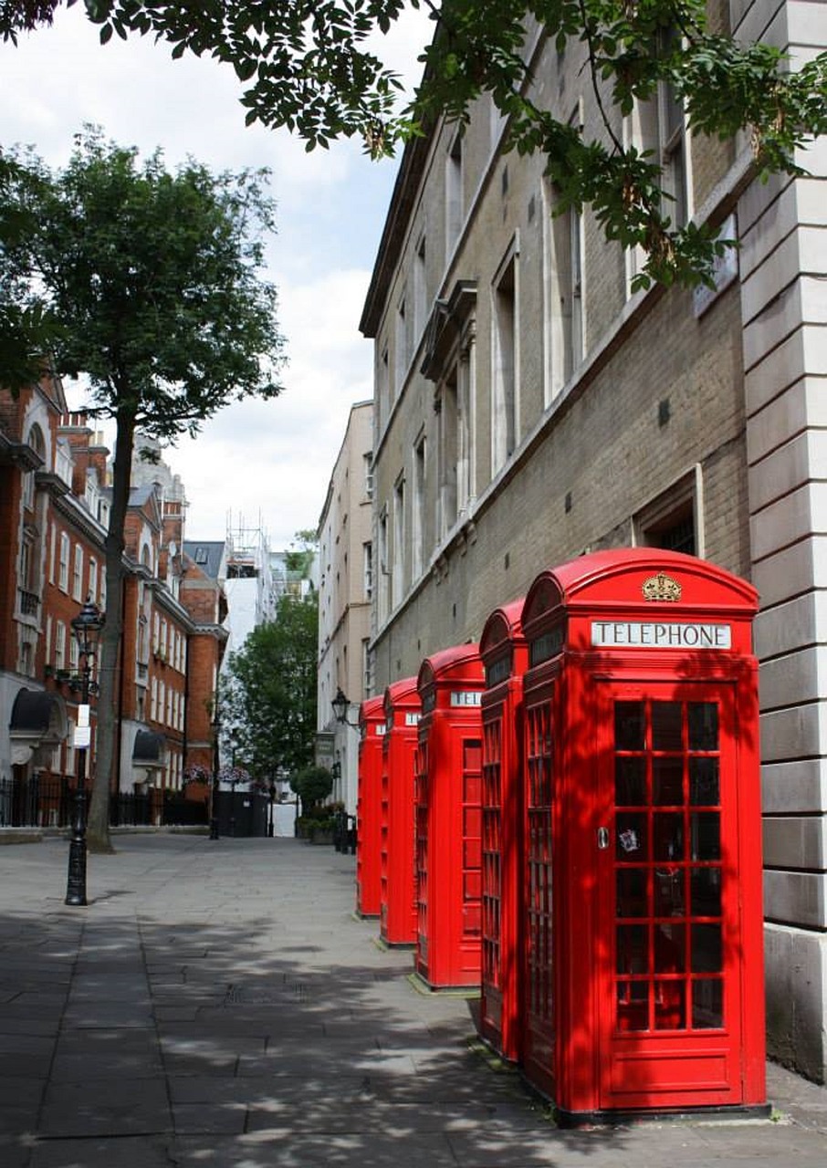 telephone box red telephone free photo