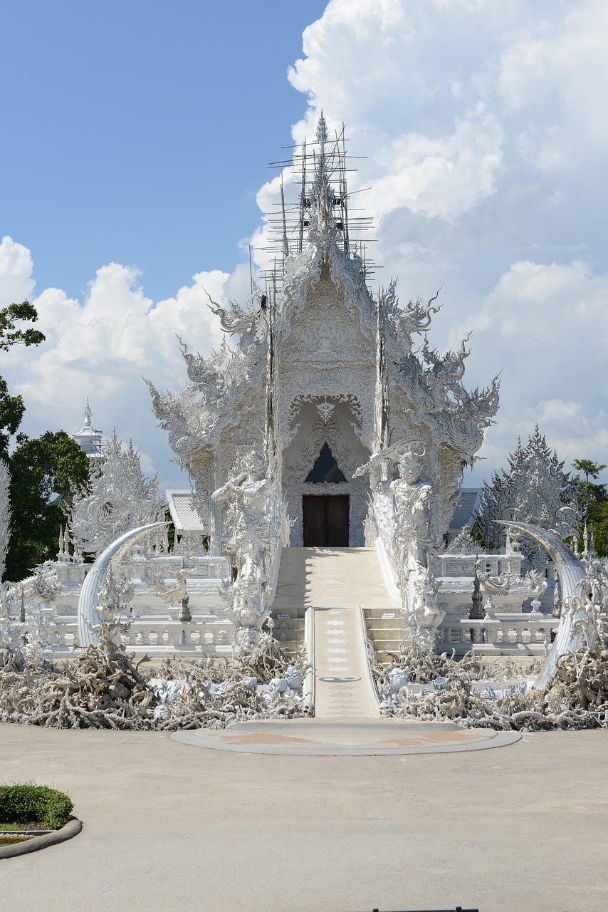 temple thailand chiang rai free photo