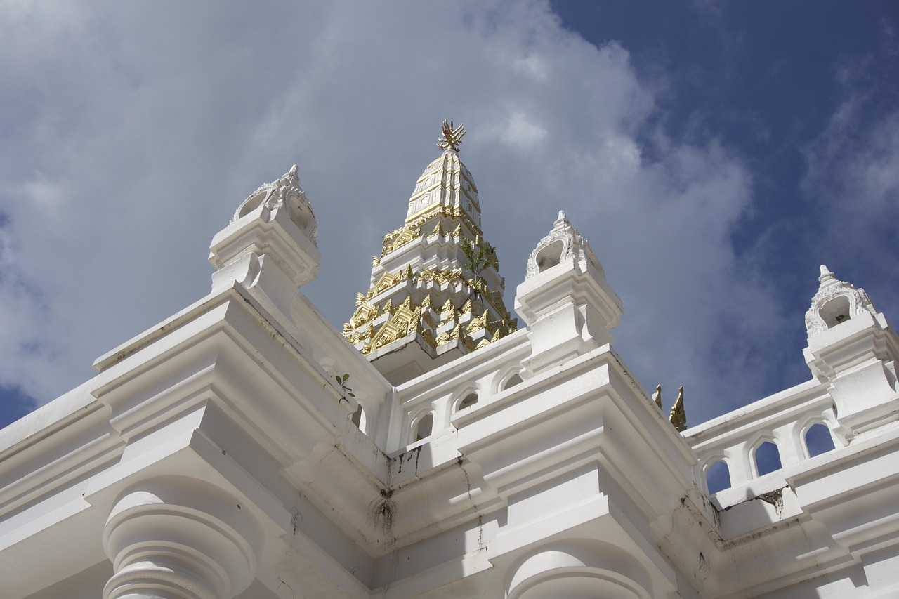 temple buddha meditation free photo