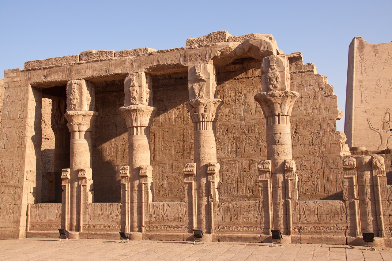 temple egyptian pillars free photo