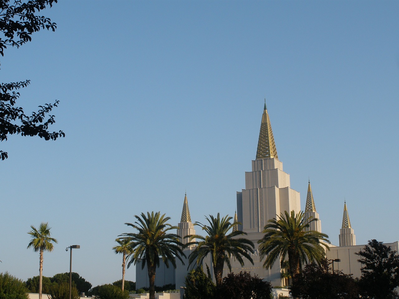 temple mormon architecture free photo