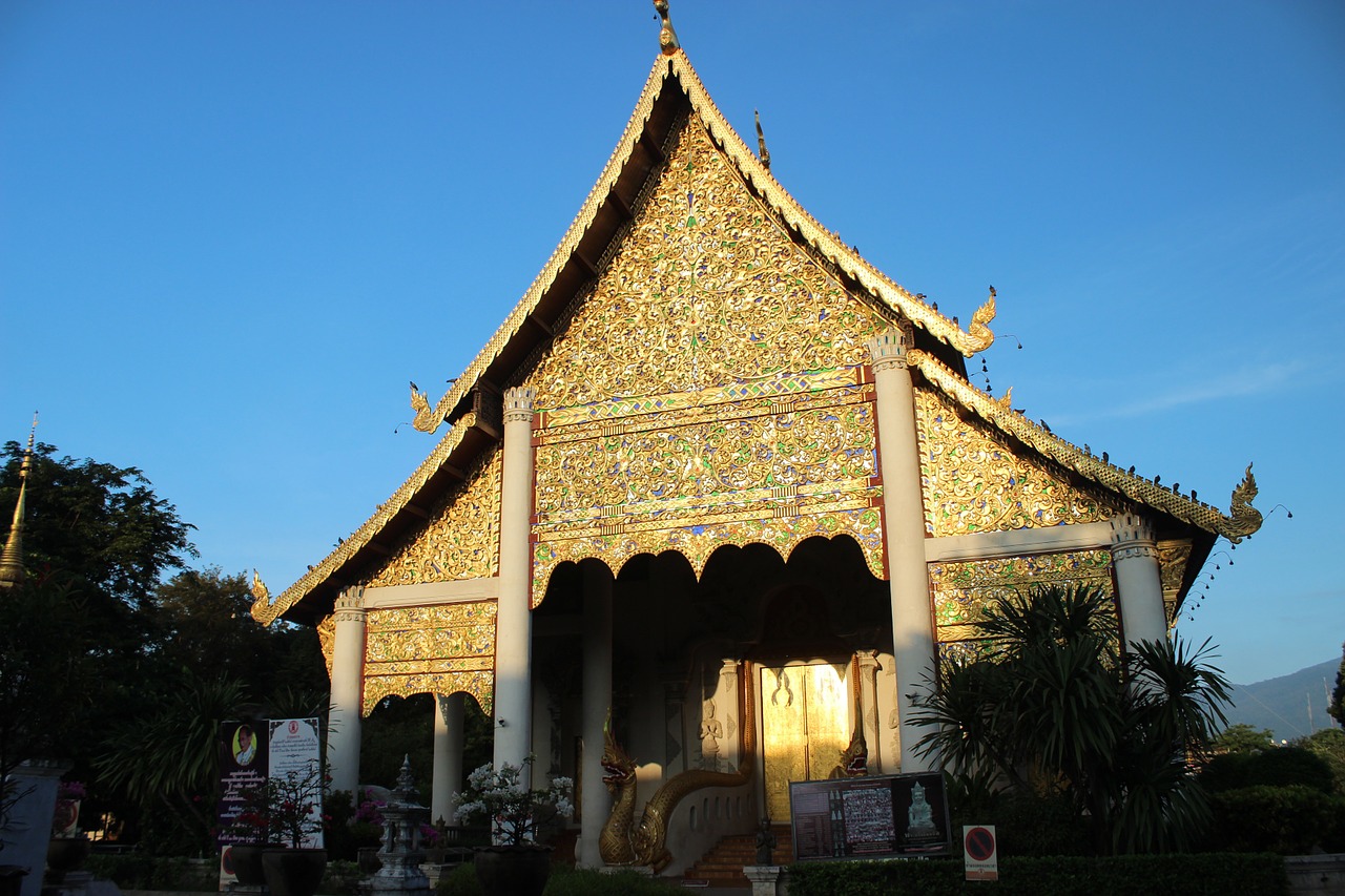 帕辛 temple chiang mai thailand free photo