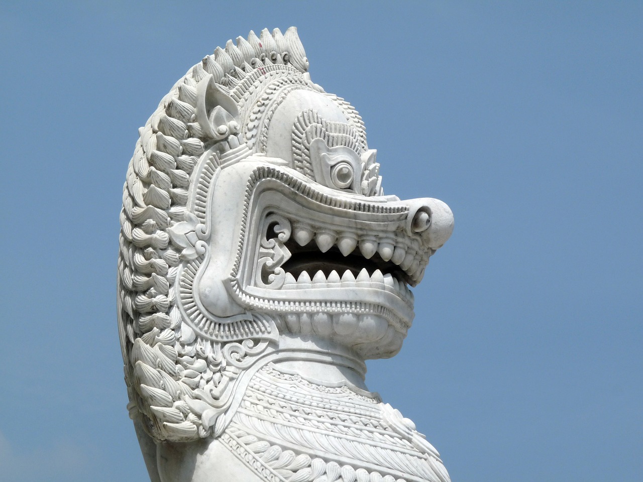 temple guardian thailand lion free photo