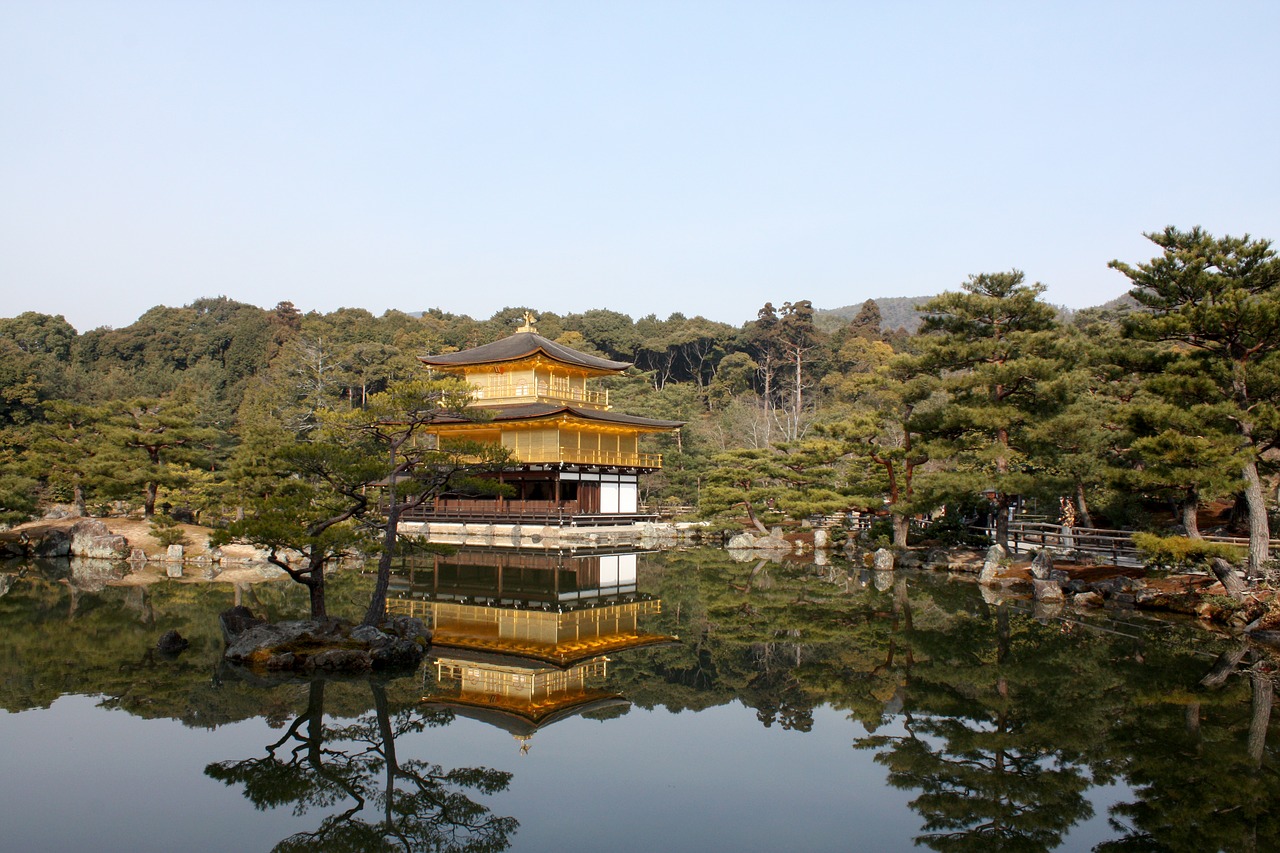 temple in kyoto  places of interest  japan free photo