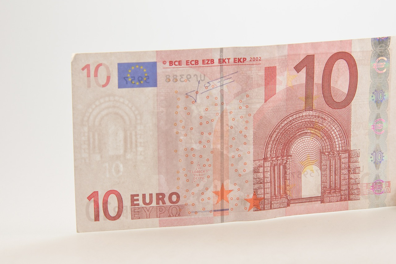 ten euro bill free photo