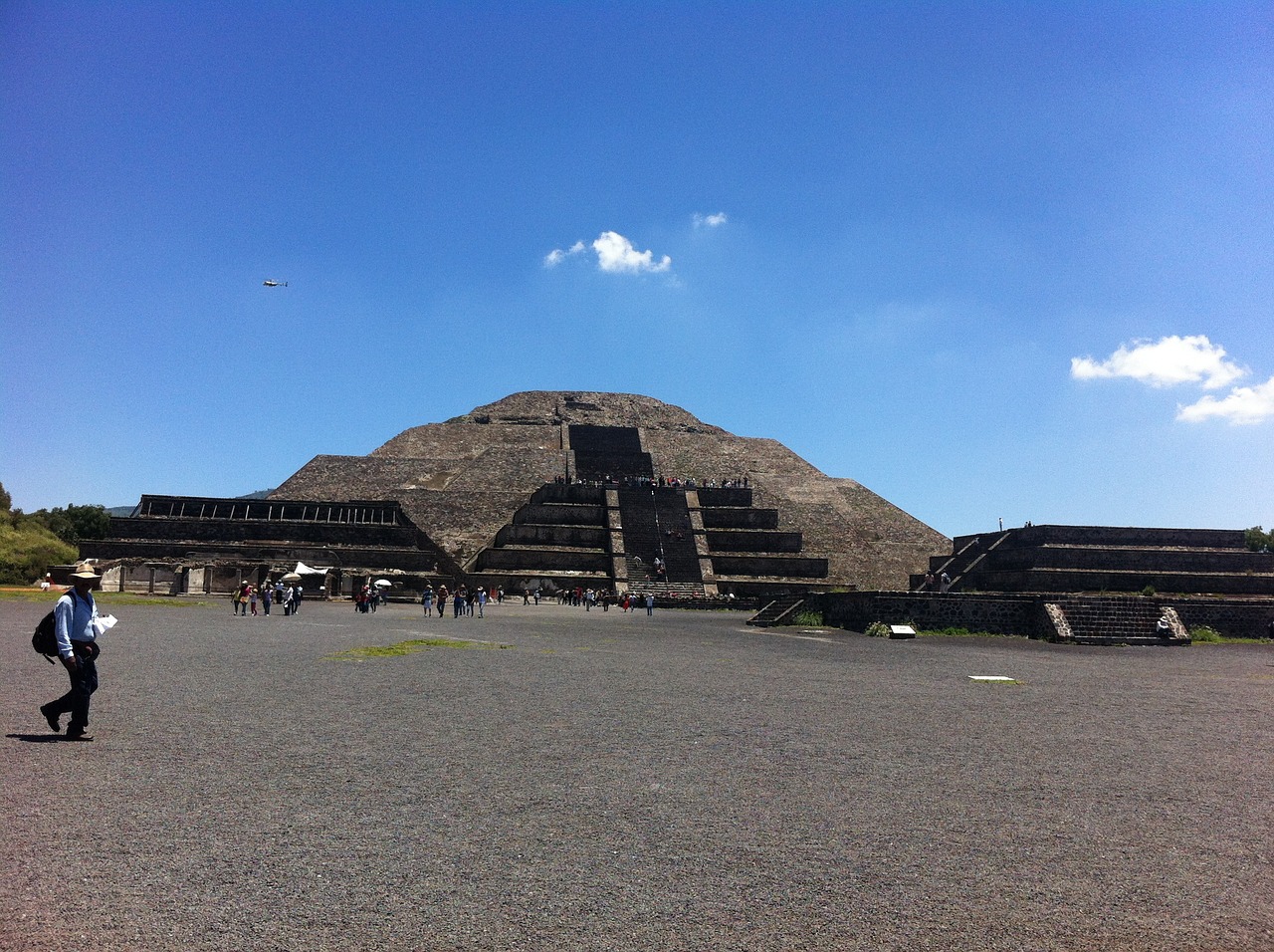 teotihuacan ruins mexico free photo