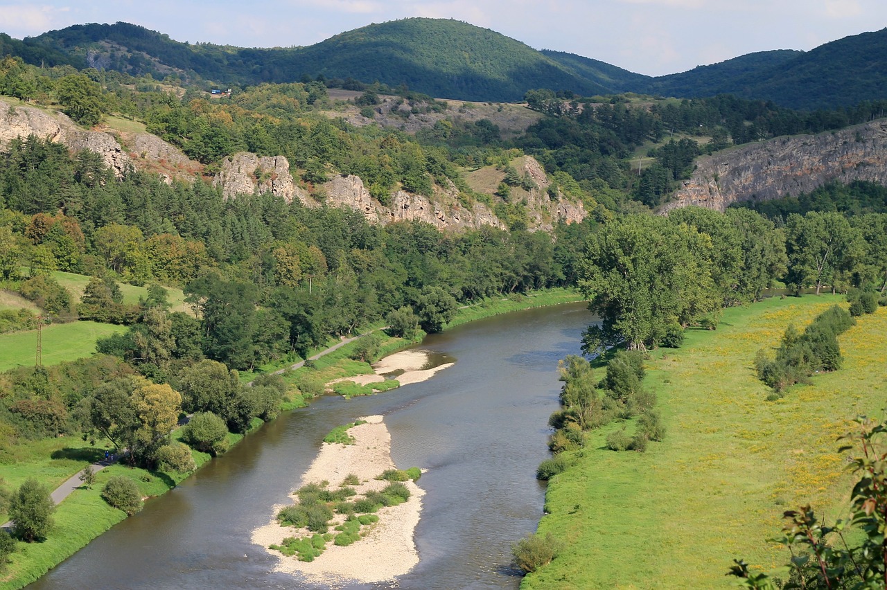 tetin river berounka free photo