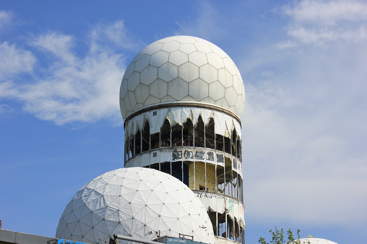 teufelsberg radar station to listen free photo