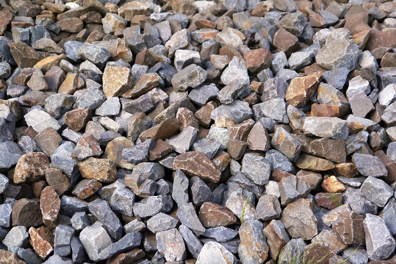 texture bahnschotter stones free photo