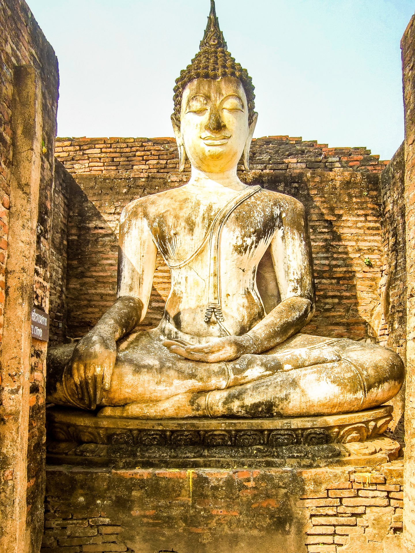 Сам будда. Храм Будды в Тайланде. Будда храм Аонанг. Статуя Будды в Таиланде. Тайланд Будда pic.