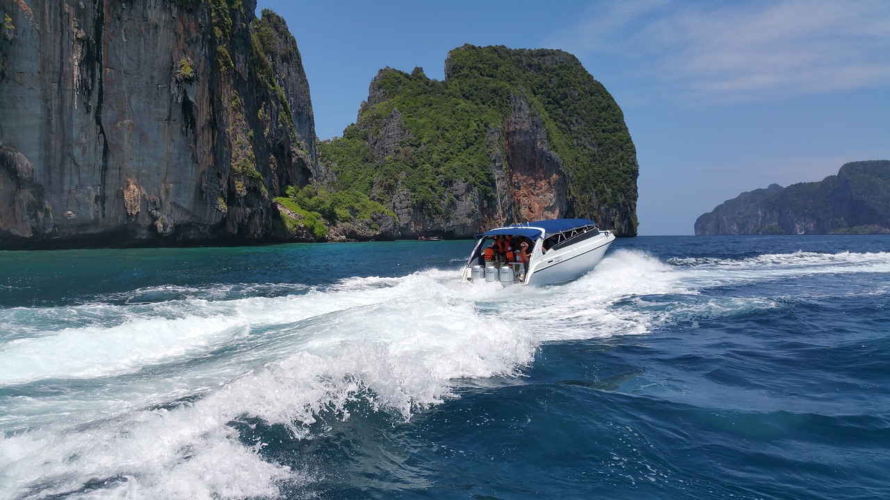 thailand boat wave free photo