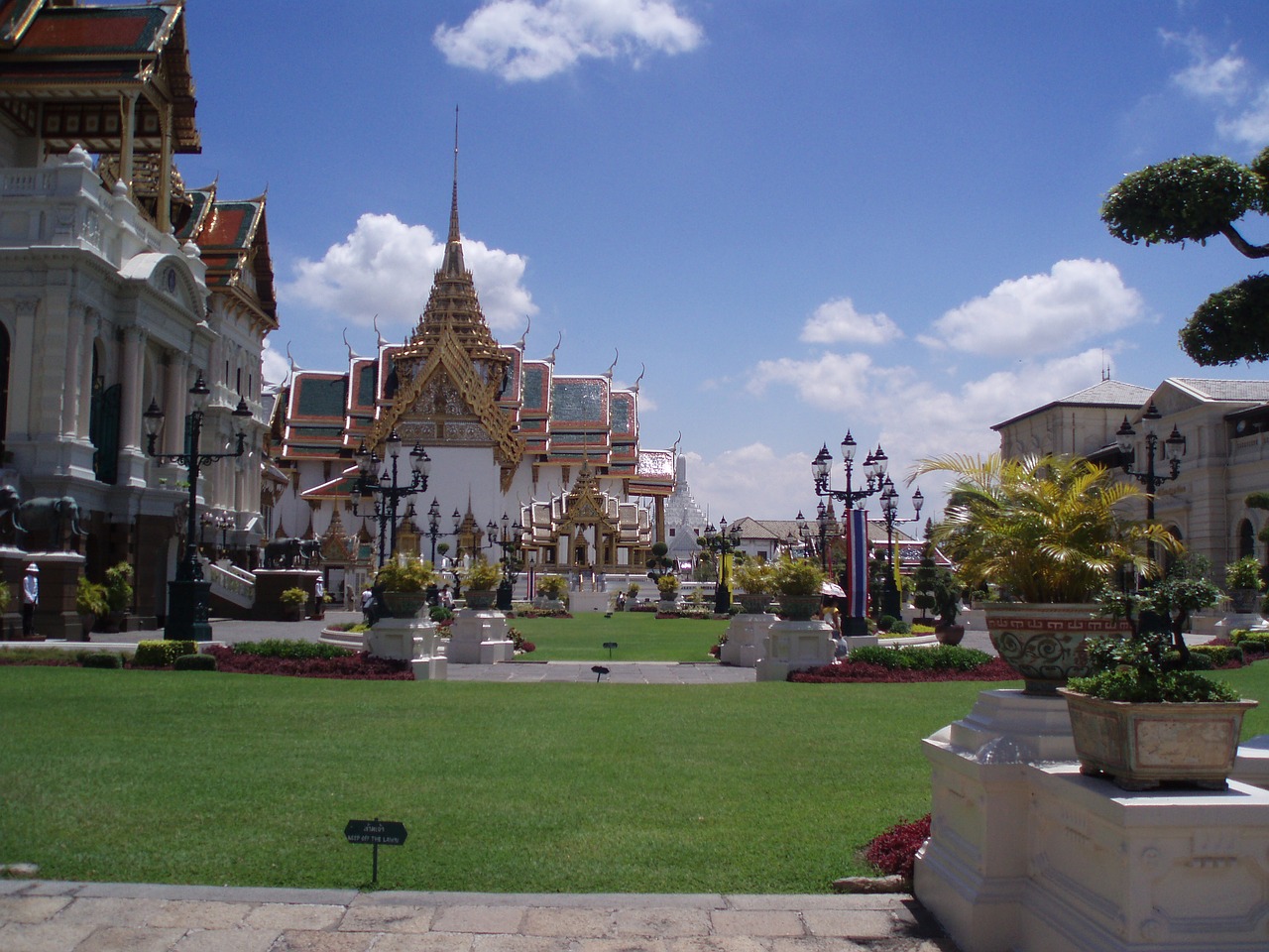 thailand royal palace mansion east free photo