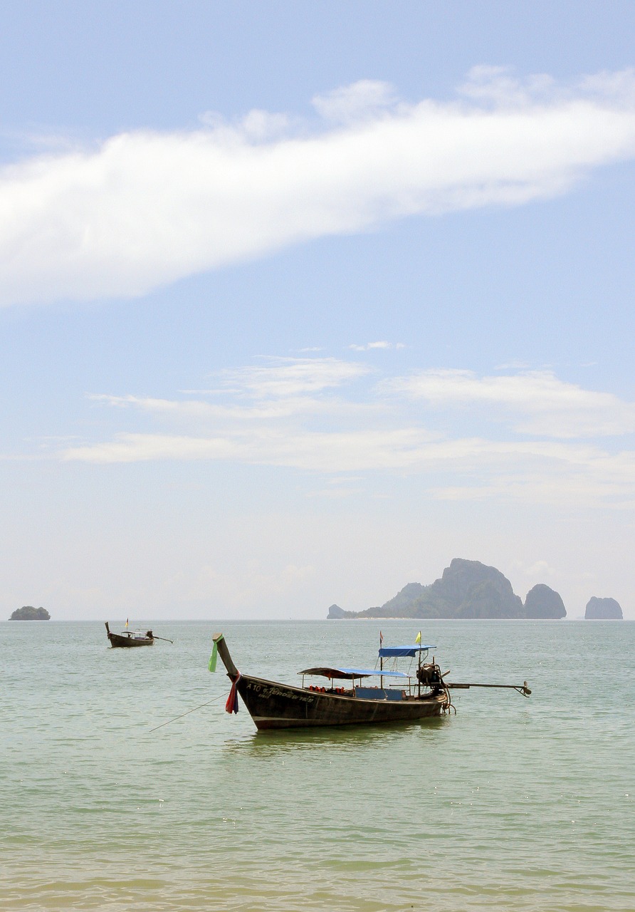 thailand boats shore free photo