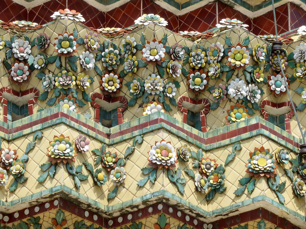 thailand royal palace frieze free photo