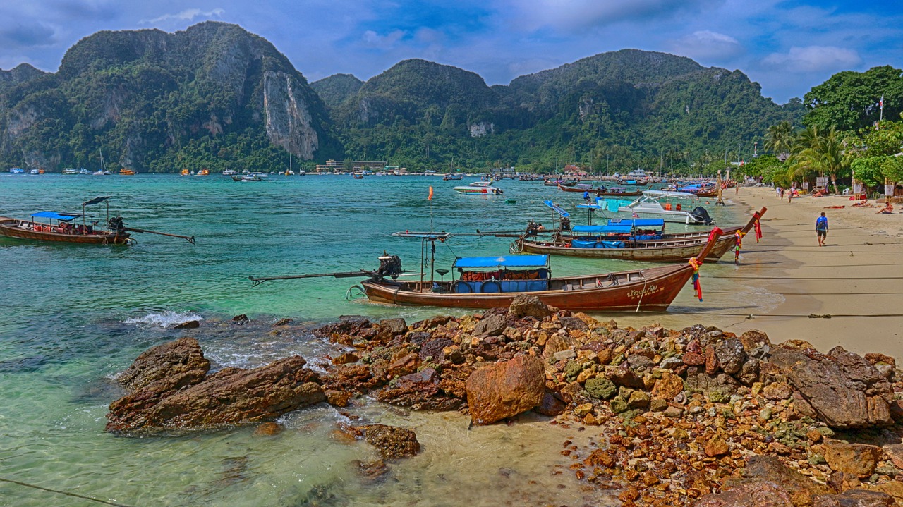 thailand  koh phi phi  paradise free photo