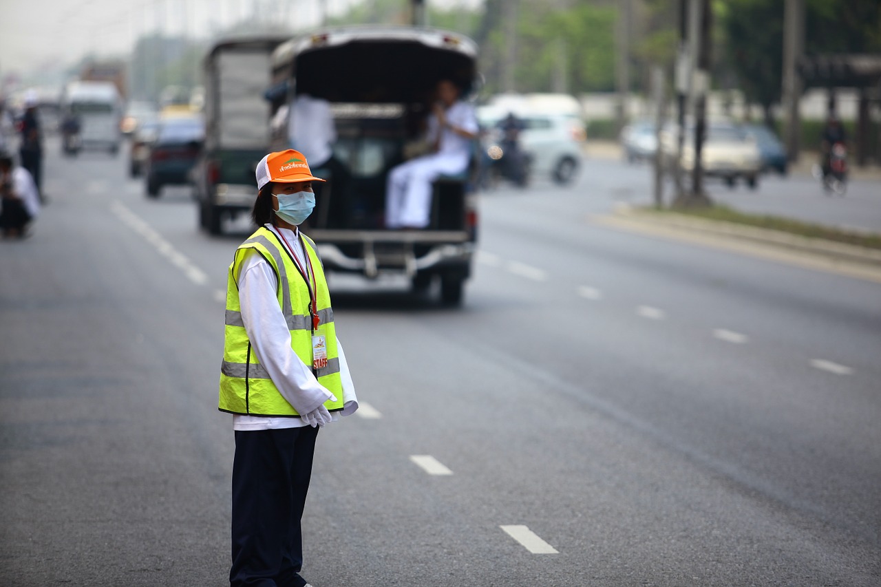 thailand road woman free photo