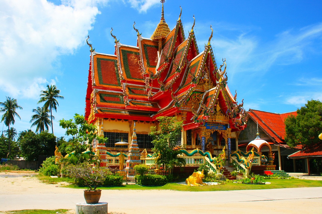 thailand temple roof free photo