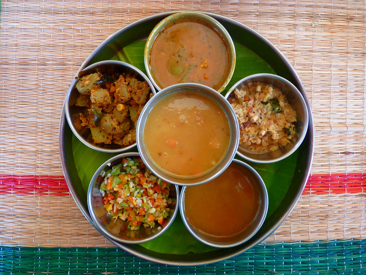 thali indian cuisine eat free photo