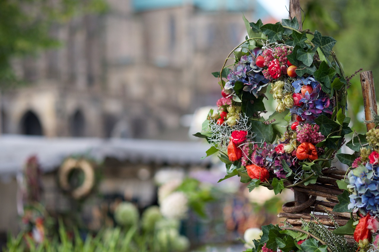 thanksgiving wreath flowers free photo