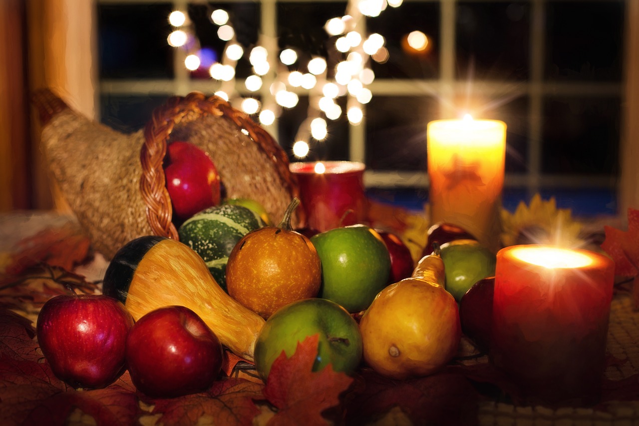 thanksgiving  cornucopia  fruit free photo