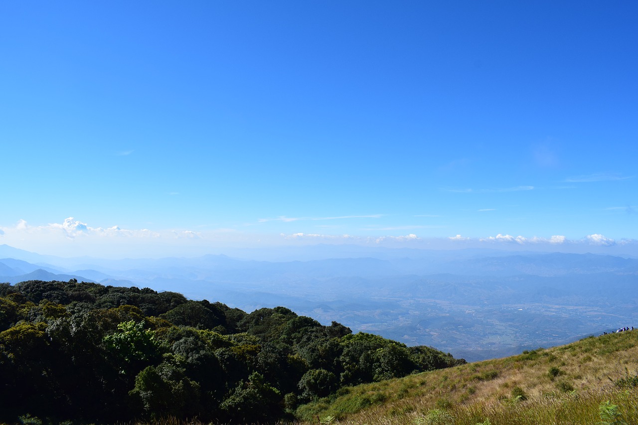 thanon thong chai doi inthanon chiang mai kew mae pan free photo