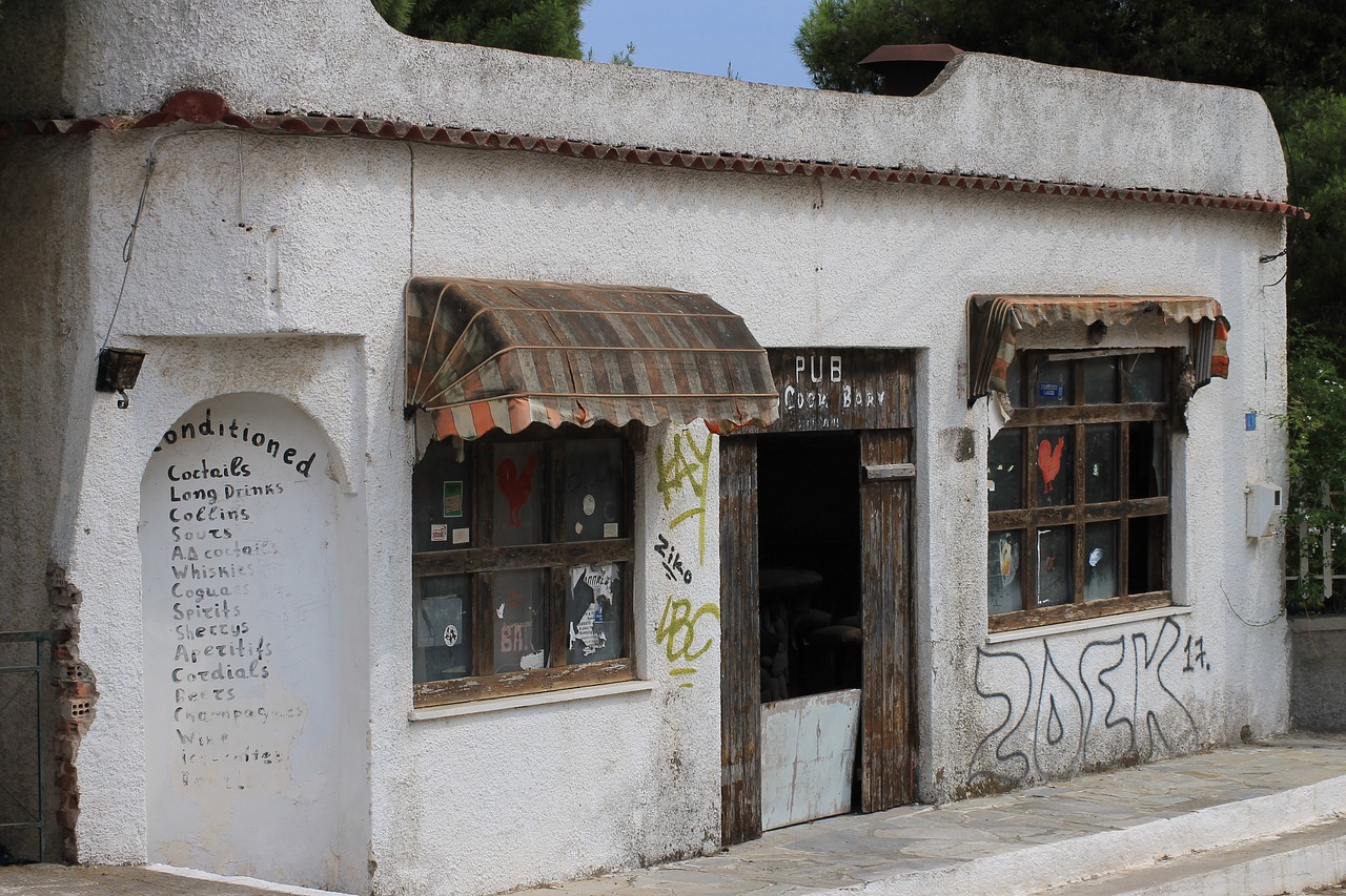 the abandoned  old  pub free photo