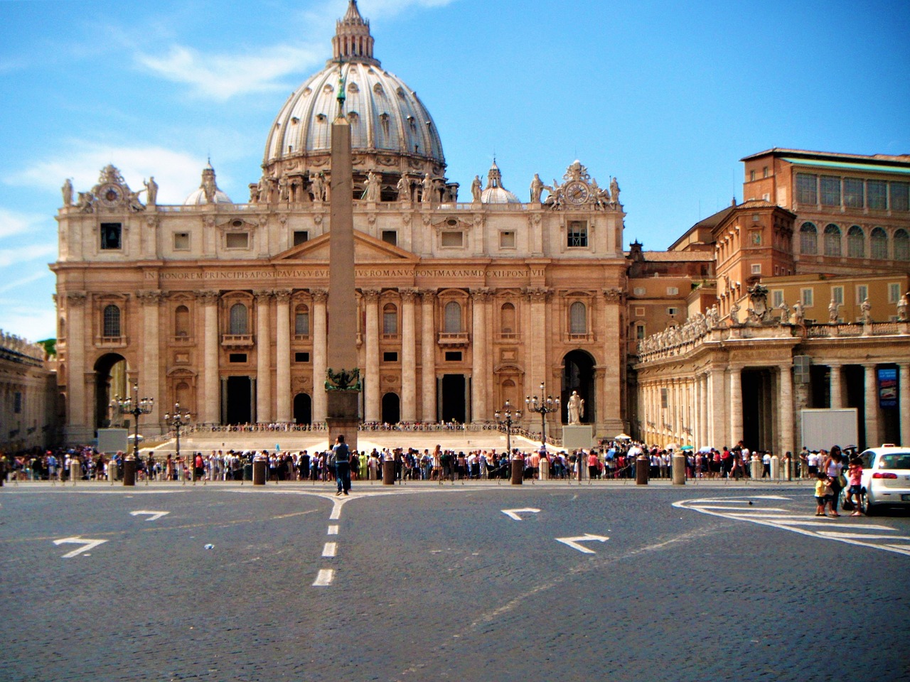 the basilica the vatican architecture free photo