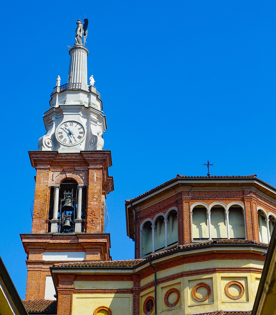 the basilica of sant'antonio abate  santa francesca cabrini  campanile free photo