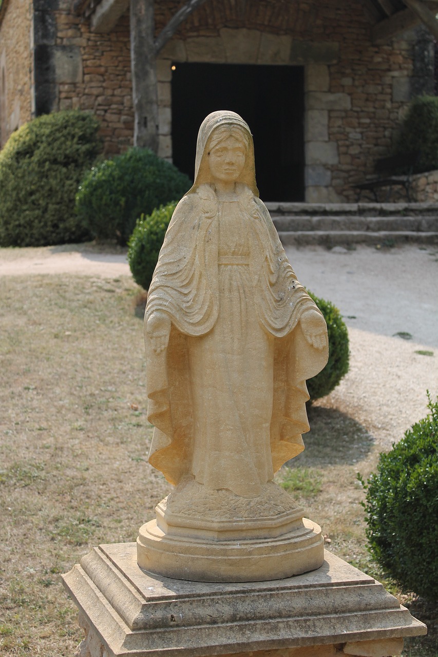 the bournat statue virgin free photo