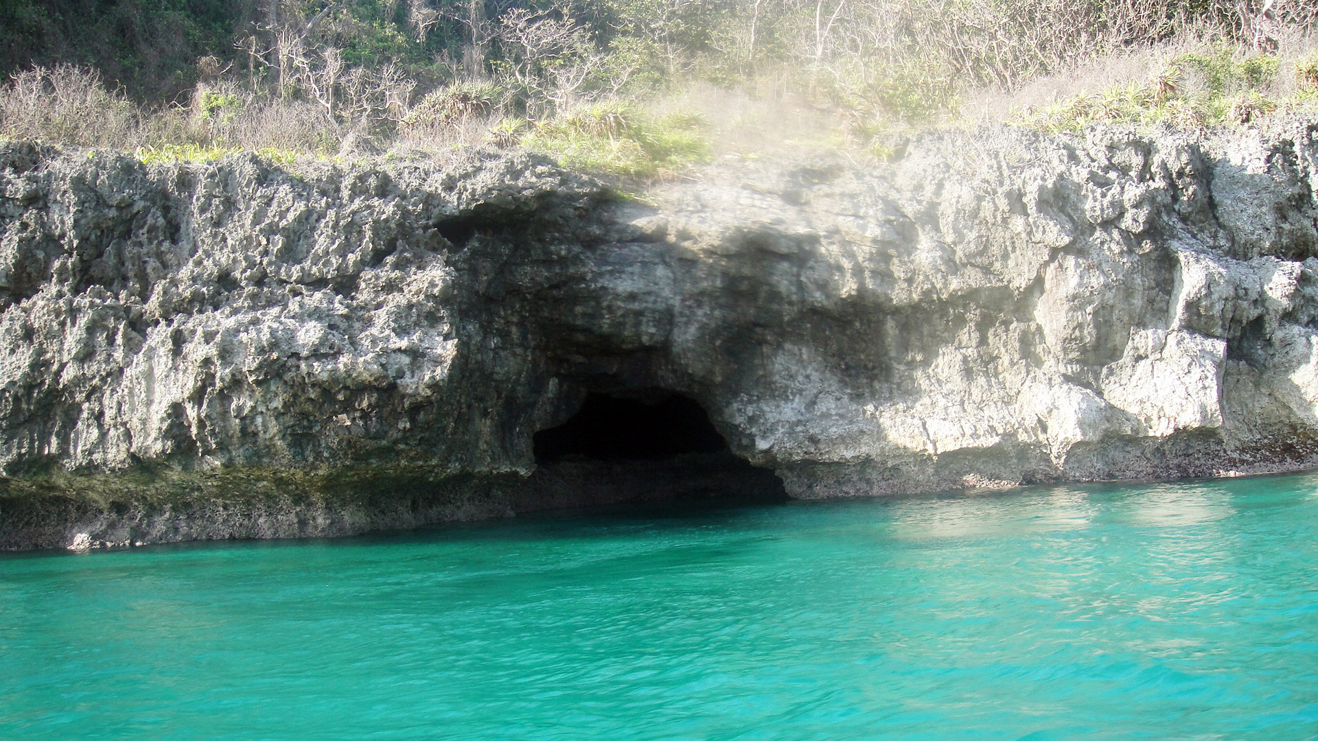 cave water ocean free photo